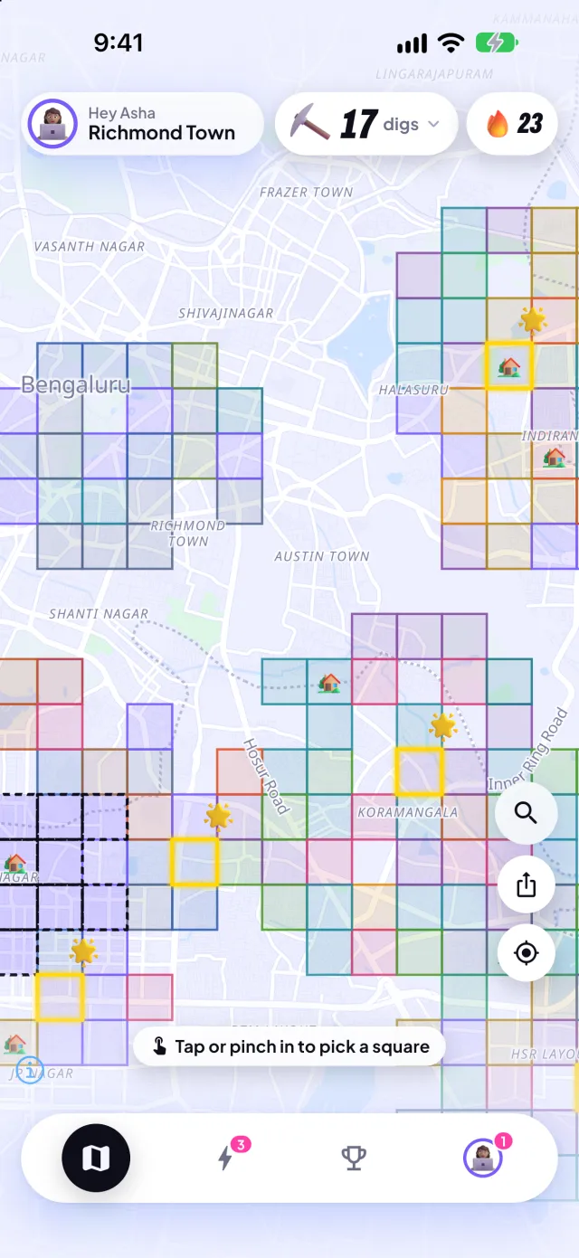 All of Bangalore zoomed out: claimed squares in players' colours and Golden Squares
